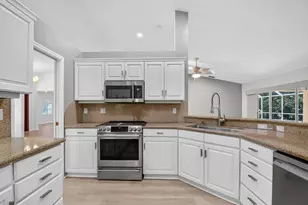 13578 Chatsworth Village Dr, Wellington, FL 33414 - Photo 22