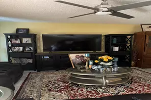 8230 NW 9th Ct, Plantation, FL 33324 - Photo 10