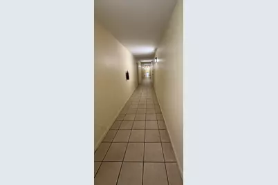 475 SE 8th Street #220, Deerfield Beach, FL 33441 - Photo 4