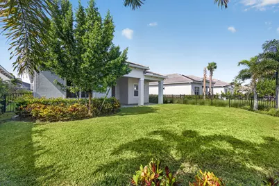 12525 Triumph Lane, Palm Beach Gardens, FL 33412 - Photo 36