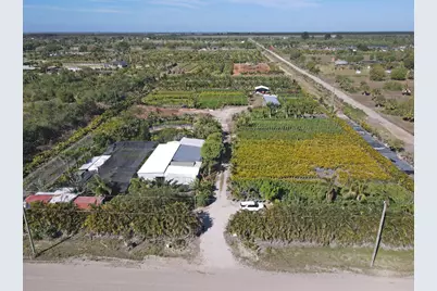6747 Carol Street, Loxahatchee, FL 33470 - Photo 18