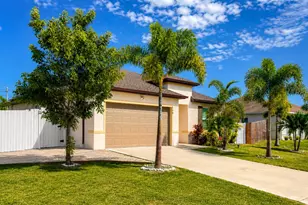 729 SW Haas Ave, Port Saint Lucie, FL 34953 - Photo 1
