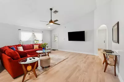 12445 SW 7th Place, Davie, FL 33325 - Photo 8