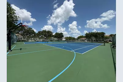 702 NW 208th Terrace, Pembroke Pines, FL 33029 - Photo 34