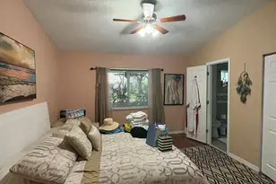 702 NW 208th Terrace, Pembroke Pines, FL 33029 - Photo 22