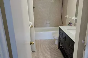 4174 Inverrary Dr, Lauderhill, FL 33319 - Photo 8