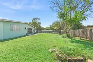 201 NE Prima Vista Blvd, Port Saint Lucie, FL 34983 - Photo 26