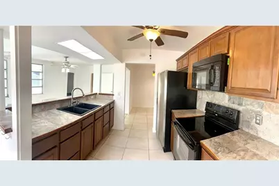 1650 NW 43rd Street, Oakland Park, FL 33309 - Photo 12