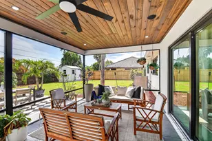 110 W Coconut Dr, Lake Worth, FL 33467 - Photo 26
