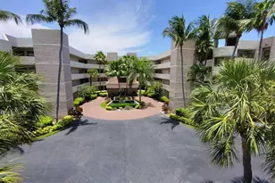 5900 Camino Del Sol, Boca Raton, FL 33433 - Photo 6
