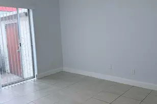 9640 NW 65th St, Tamarac, FL 33321 - Photo 12