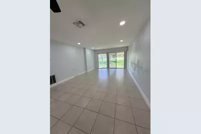 9640 NW 65th Street #D10, Tamarac, FL 33321 - Photo 6