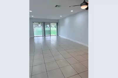 9640 NW 65th Street #D10, Tamarac, FL 33321 - Photo 10