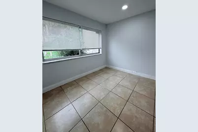 9640 NW 65th Street #D10, Tamarac, FL 33321 - Photo 18