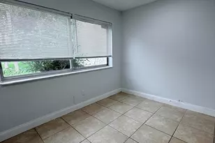 9640 NW 65th St, Tamarac, FL 33321 - Photo 18