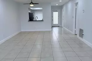 9640 NW 65th St, Tamarac, FL 33321 - Photo 6