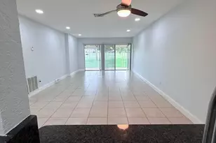9640 NW 65th St, Tamarac, FL 33321 - Photo 8