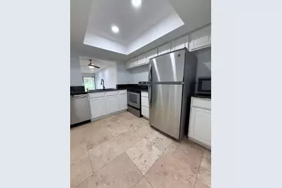 9640 NW 65th Street #D10, Tamarac, FL 33321 - Photo 2
