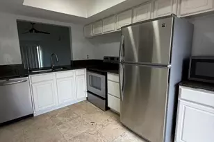 9640 NW 65th St, Tamarac, FL 33321 - Photo 2