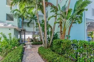 815 NW Flagler Ave, Stuart, FL 34994 - Photo 4