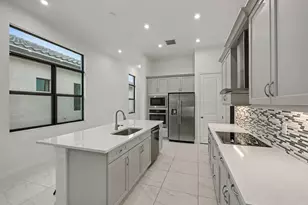 176 SE Via Sangro, Port Saint Lucie, FL 34952 - Photo 8