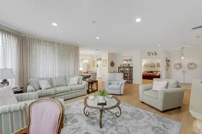110 Legendary Circle, Palm Beach Gardens, FL 33418 - Photo 6