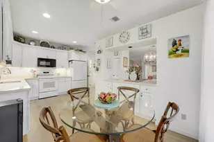110 Legendary Cir, Palm Beach Gardens, FL 33418 - Photo 16