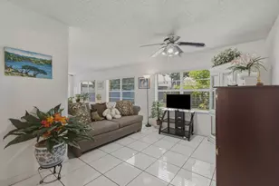 9111 NW 25th Ct, Sunrise, FL 33322 - Photo 16