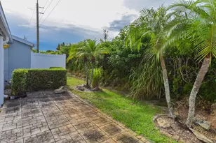 2641 W Gately Dr W, West Palm Beach, FL 33415 - Photo 30