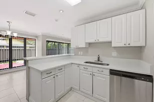 8741 Cleary Blvd, Plantation, FL 33324 - Photo 22