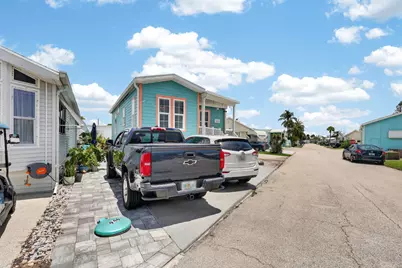 946 Nettles Boulevard, Jensen Beach, FL 34957 - Photo 2
