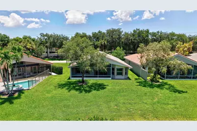 11709 Castellon Court, Boynton Beach, FL 33437 - Photo 4
