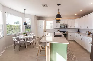 12017 SW Knightsbridge Ln, Port Saint Lucie, FL 34987 - Photo 10