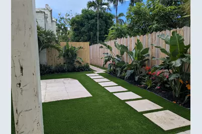 21 SE 11th Avenue #Unit 1, Fort Lauderdale, FL 33301 - Photo 1