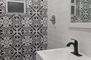 21 SE 11th Ave, Fort Lauderdale, FL 33301 - Photo 8