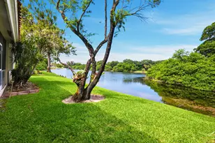 10432 Lake Vista Cir, Boca Raton, FL 33498 - Photo 14