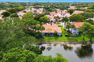 10432 Lake Vista Cir, Boca Raton, FL 33498 - Photo 4