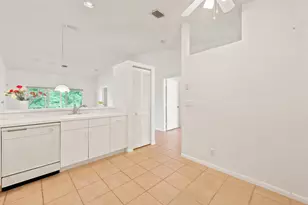 10432 Lake Vista Cir, Boca Raton, FL 33498 - Photo 20