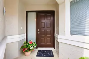 10432 Lake Vista Cir, Boca Raton, FL 33498 - Photo 6
