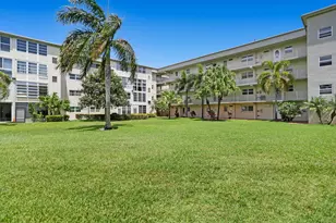 130 NE 26th Ave, Boynton Beach, FL 33435 - Photo 10