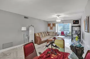 130 NE 26th Ave, Boynton Beach, FL 33435 - Photo 6