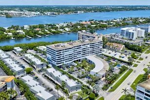 3589 S Ocean Blvd, South Palm Beach, FL 33480 - Photo 24