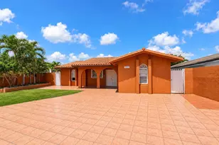 4210 W 10th Ct, Hialeah, FL 33012 - Photo 2