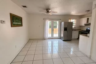 4210 W 10th Ct, Hialeah, FL 33012 - Photo 4