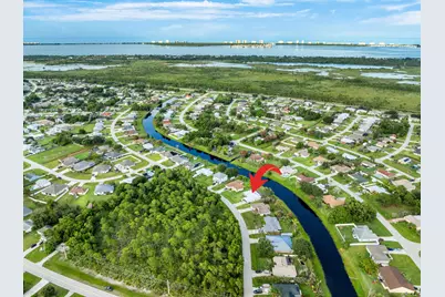 2367 SE Rock Springs Drive, Port Saint Lucie, FL 34952 - Photo 2
