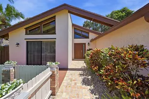 21540 Kapok Cir, Boca Raton, FL 33433 - Photo 2