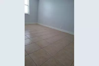 105 Lake Emerald Drive #406, Oakland Park, FL 33309 - Photo 10
