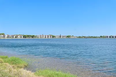 105 Lake Emerald Drive #406, Oakland Park, FL 33309 - Photo 26