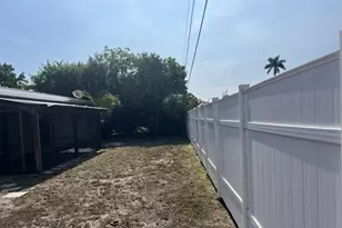 420 NE 24th St, Boca Raton, FL 33431 - Photo 6