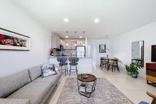 410 Chatham T, West Palm Beach, FL 33417 - Photo 2